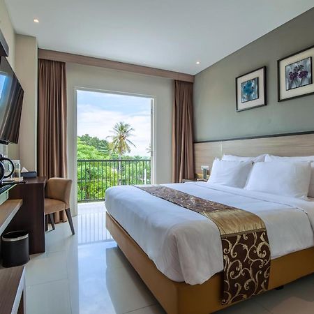 Montana Premier Senggigi Hotel Exterior photo