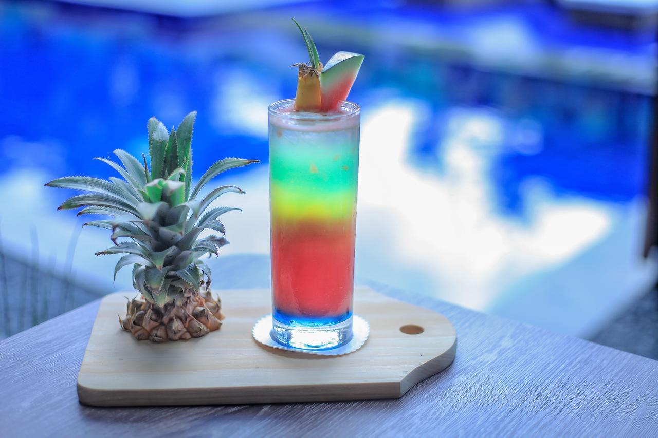 Montana Premier Senggigi Hotel Exterior photo